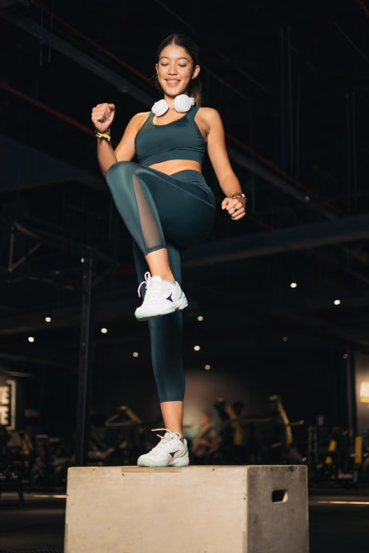 step up knee